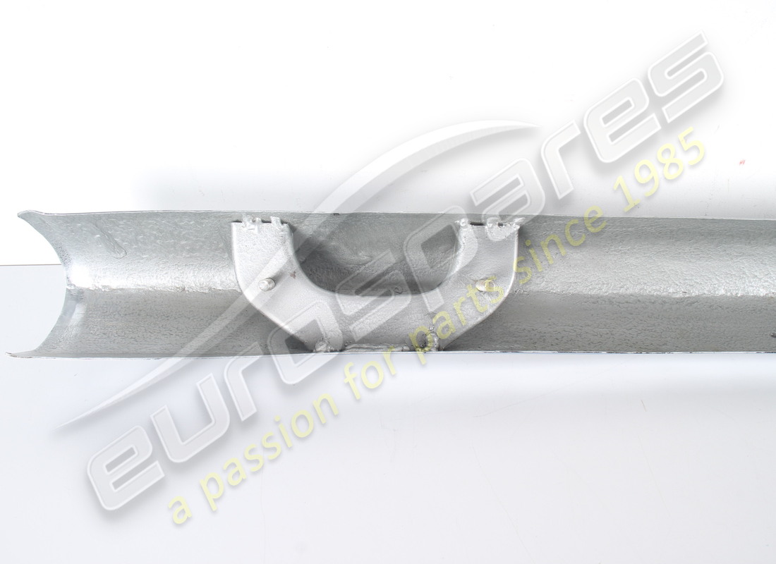 NUEVO FERRARI 275GTB PARACHOQUES CENTRAL TRASERO. NÚMERO DE PARTE 20401709 (3) nuevo ferrari 275gtb parachoques central trasero. número de parte 20401709 (3)