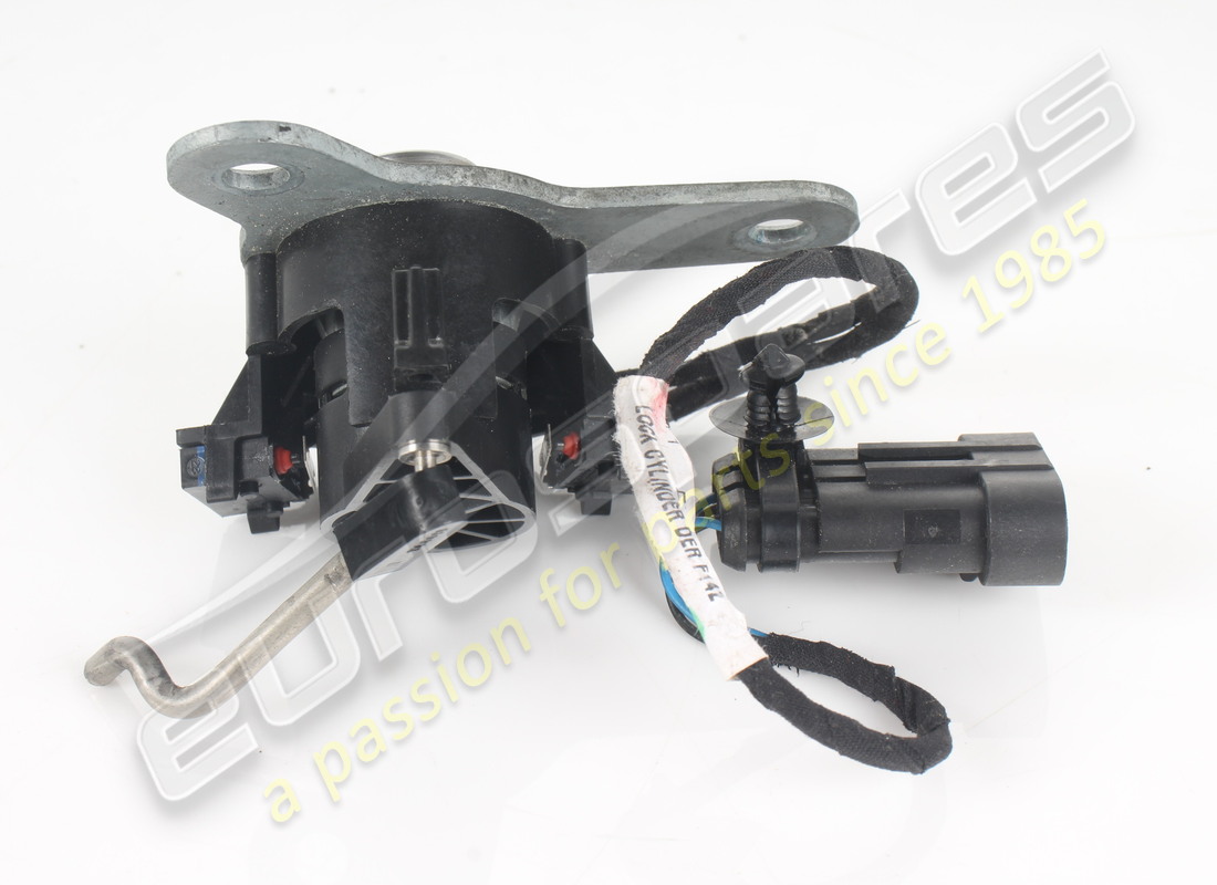 MONTAJE DE PESTILLO COMPLETO FERRARI USADO. NÚMERO DE PARTE 82811200 (2) montaje de pestillo completo ferrari usado. número de parte 82811200 (2)