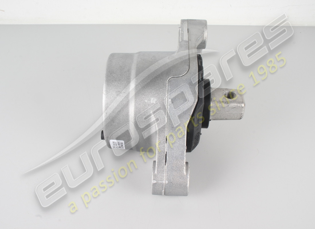 goma nueva maserati - soporte de motor izquierdo. número de pieza 670004870 (3)