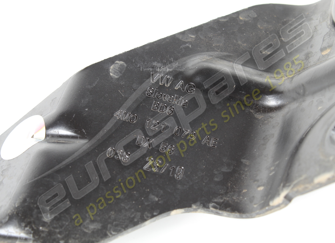 placa de retención lamborghini usada. número de pieza 4m0121079ae (2)