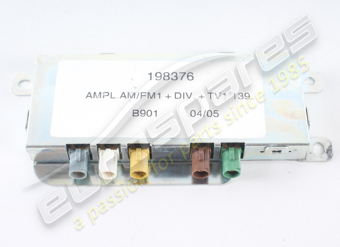 nuevo maserati ampl. para antena radio/tv+divers. número de parte 198376 (1)