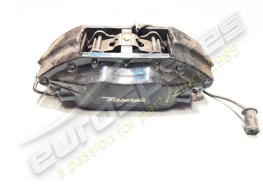 PINZAS DE FRENO DELANTERAS IZQUIERDAS USADAS Maserati. NÚMERO DE PIEZA 387200107 (1)