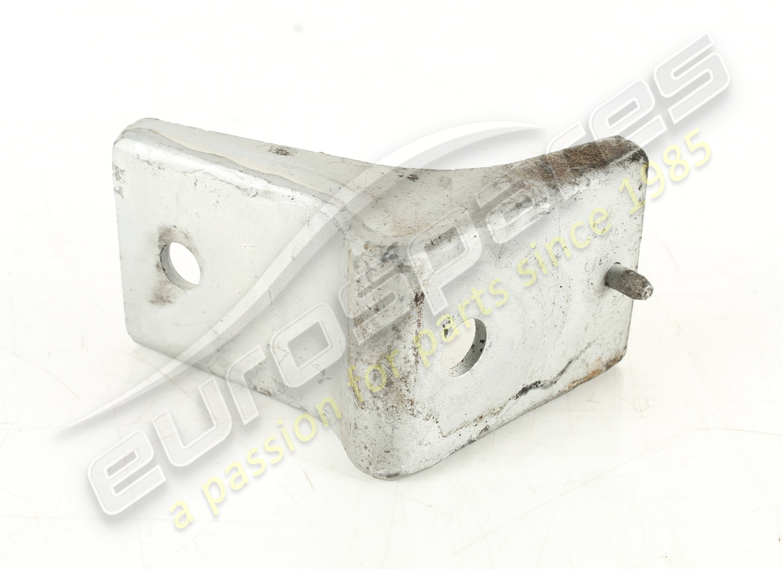 soporte de fijación del depósito de combustible usado maserati. número de pieza 184297 (3)