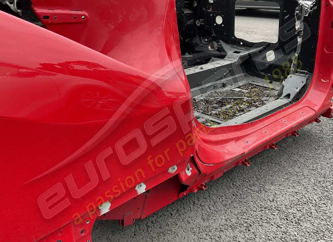 carrocería completa ferrari usada. número de parte 87260000 (9)