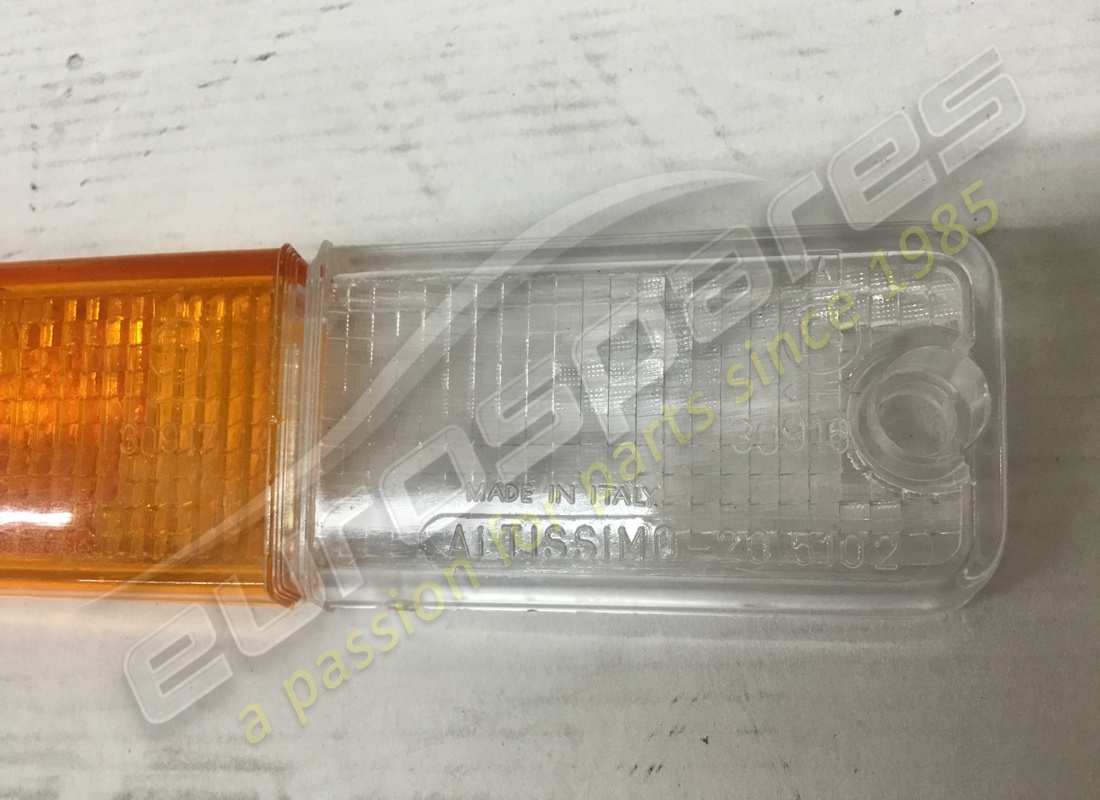 nueva luz indicadora delantera derecha maserati. número de parte 313120130 (3)