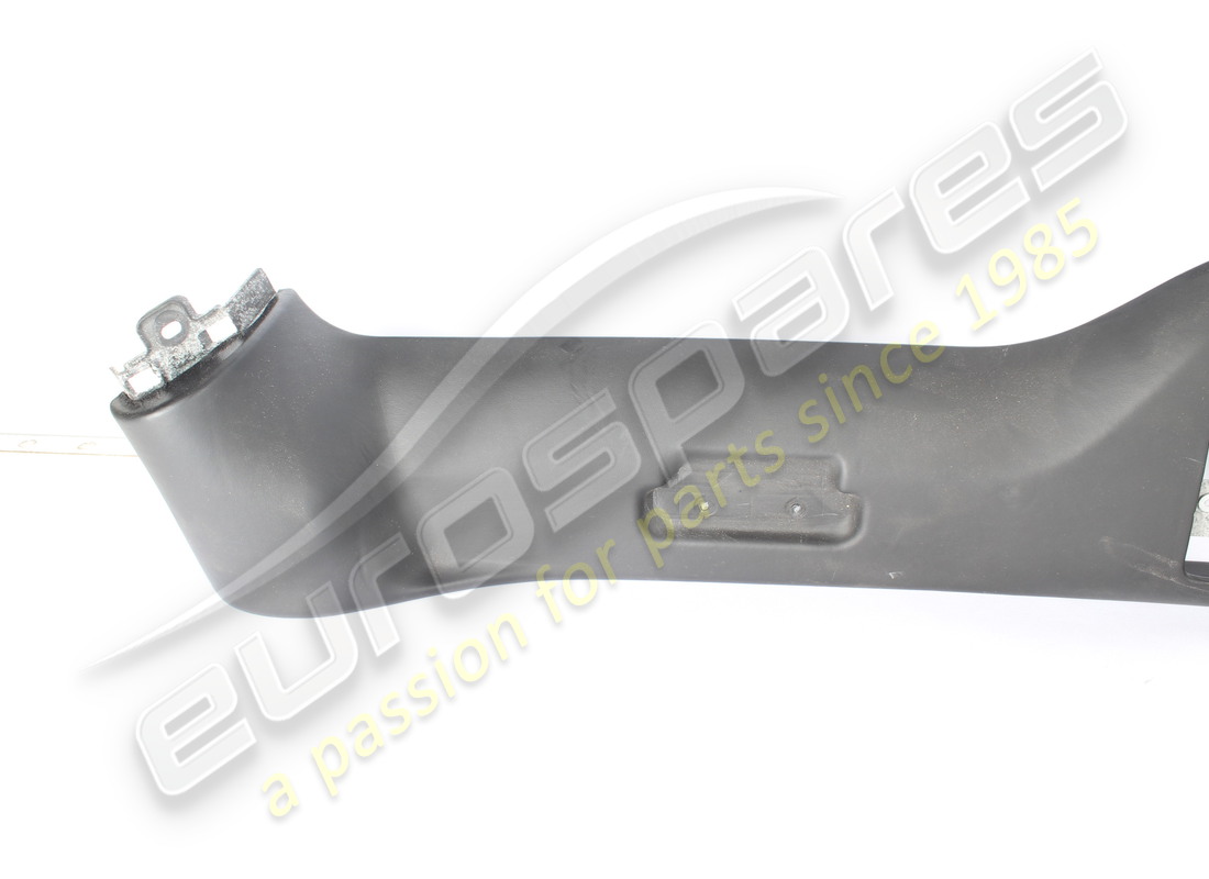 moldura del travesaño superior ferrari usada h. número de pieza 81882200 (2)
