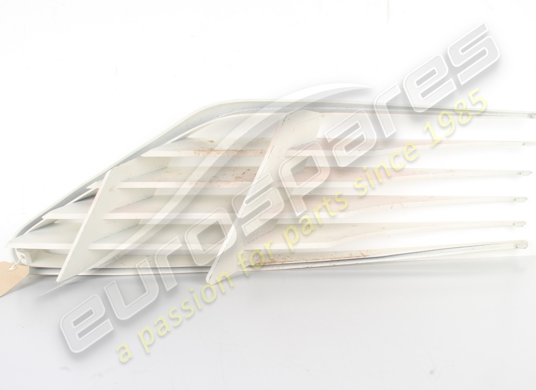 nueva rejilla de admisión lateral derecha ferrari (plástico). número de pieza 60671200 (3)
