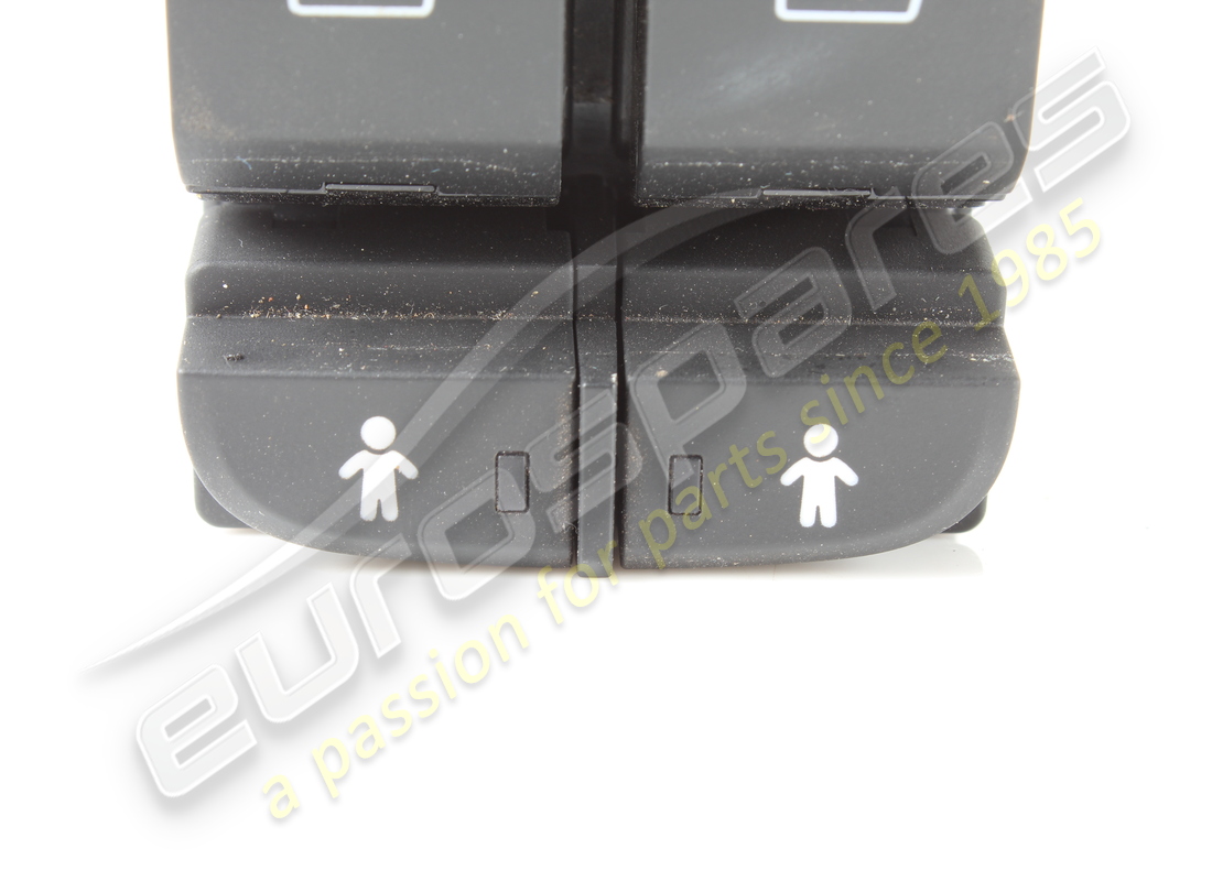 INTERRUPTOR LAMBORGHINI USADO PARA ELÉCTRICO. NÚMERO DE PARTE 4M0959851C (7) interruptor lamborghini usado para eléctrico. número de parte 4m0959851c (7)