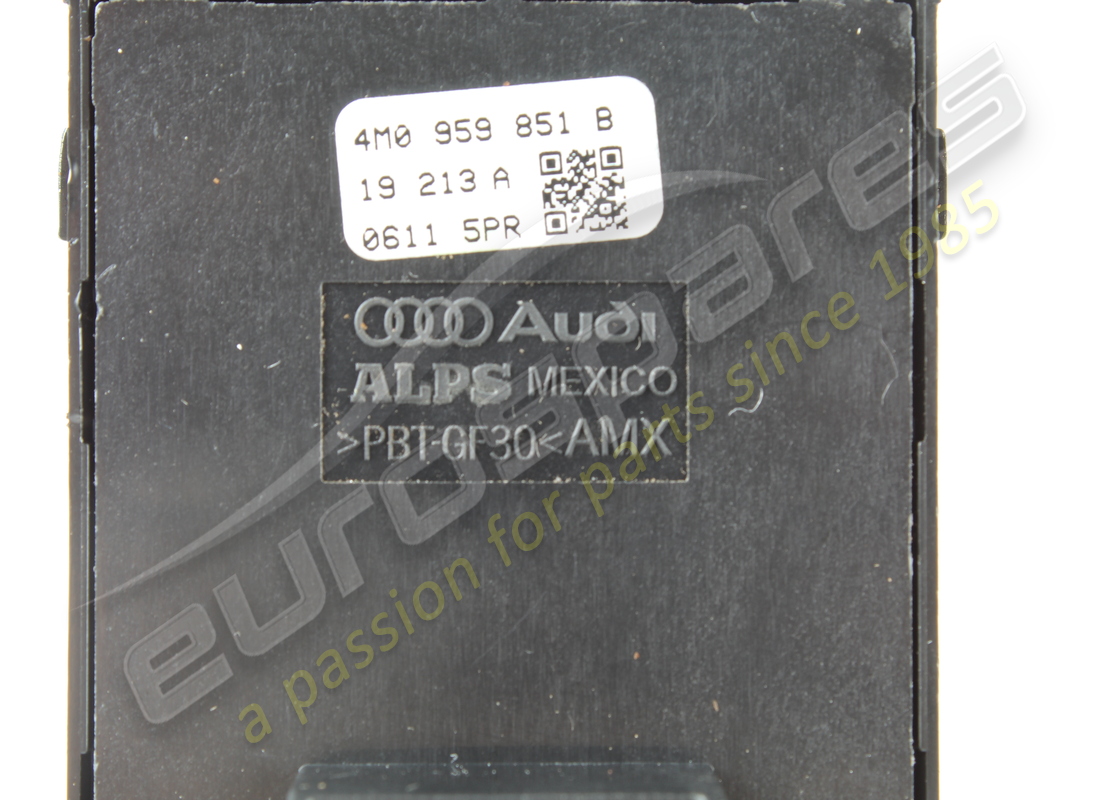 INTERRUPTOR LAMBORGHINI USADO PARA ELÉCTRICO. NÚMERO DE PARTE 4M0959851C (8) interruptor lamborghini usado para eléctrico. número de parte 4m0959851c (8)