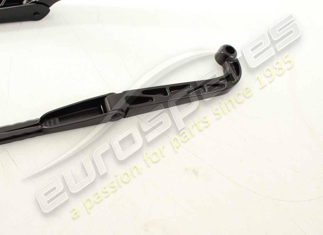 nuevo ferrari brazo del parabrisas del lado del conductor con volante a la derecha. número de parte 65849400 (9)