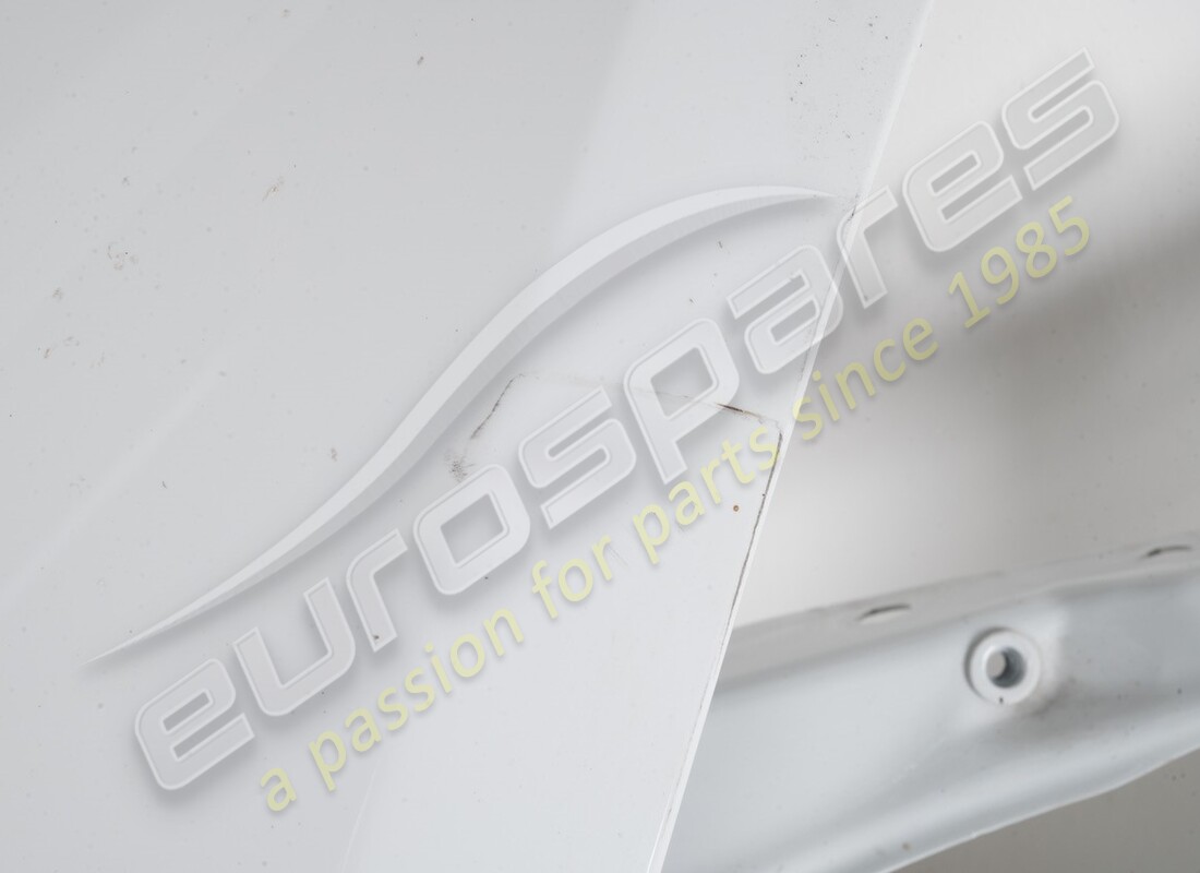 panel lateral lamborghini dañado. número de pieza 4t8809602e (5)
