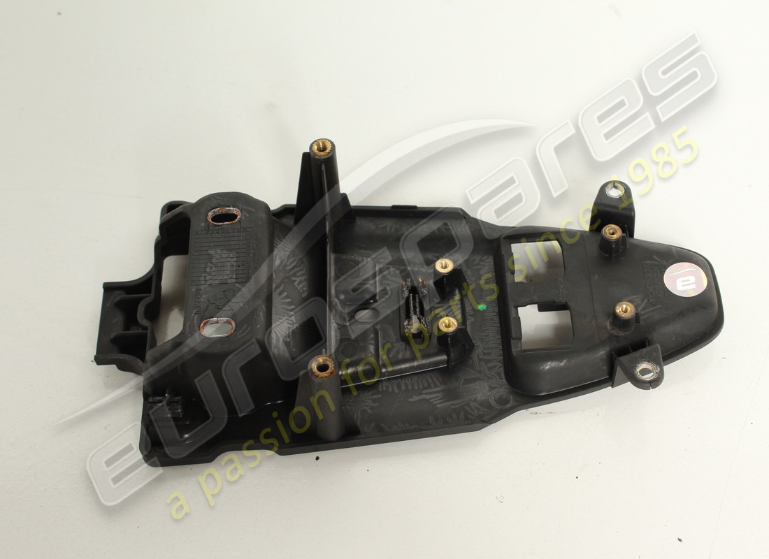 PANEL DE EMBELLECEDOR DE CONSOLA DE PUENTE Ferrari USADO ST . NÚMERO DE PARTE 873699 (1)