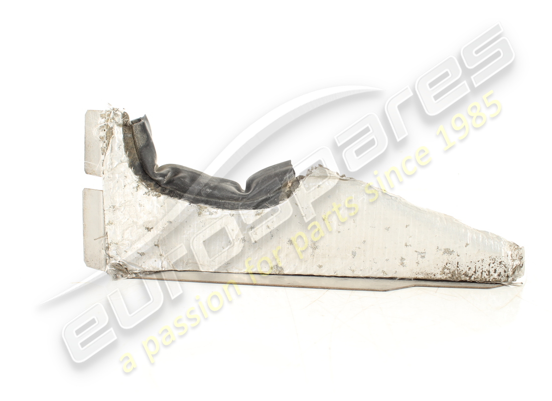 PROTECCIÓN FRONTAL DERECHA Ferrari USADA . NÚMERO DE PARTE 64337500 (1)