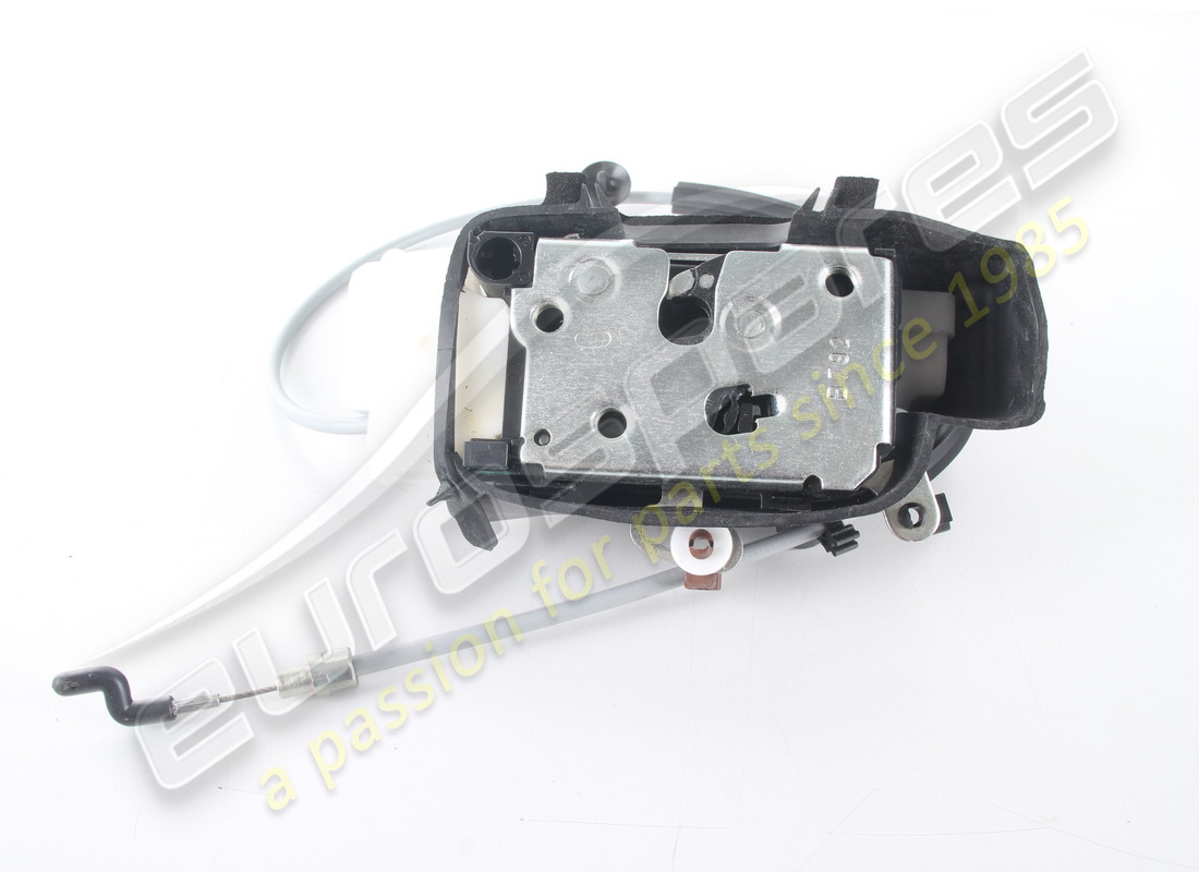 nueva maserati cerradura de la puerta derecha. número de parte 68893300 (1)