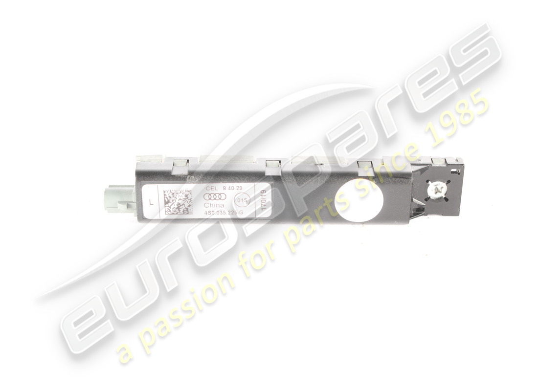 AMPLIFICADOR DE ANTENA LamborghiniFM/DAB ECE USADO. NÚMERO DE PARTE 4S0035225D (1)