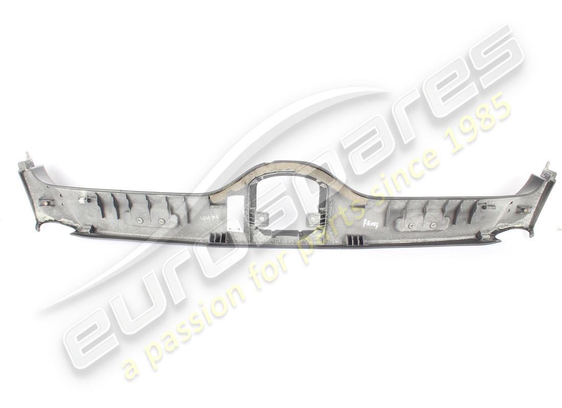 moldura del travesaño superior ferrari usada h. número de pieza 81882200 (4)