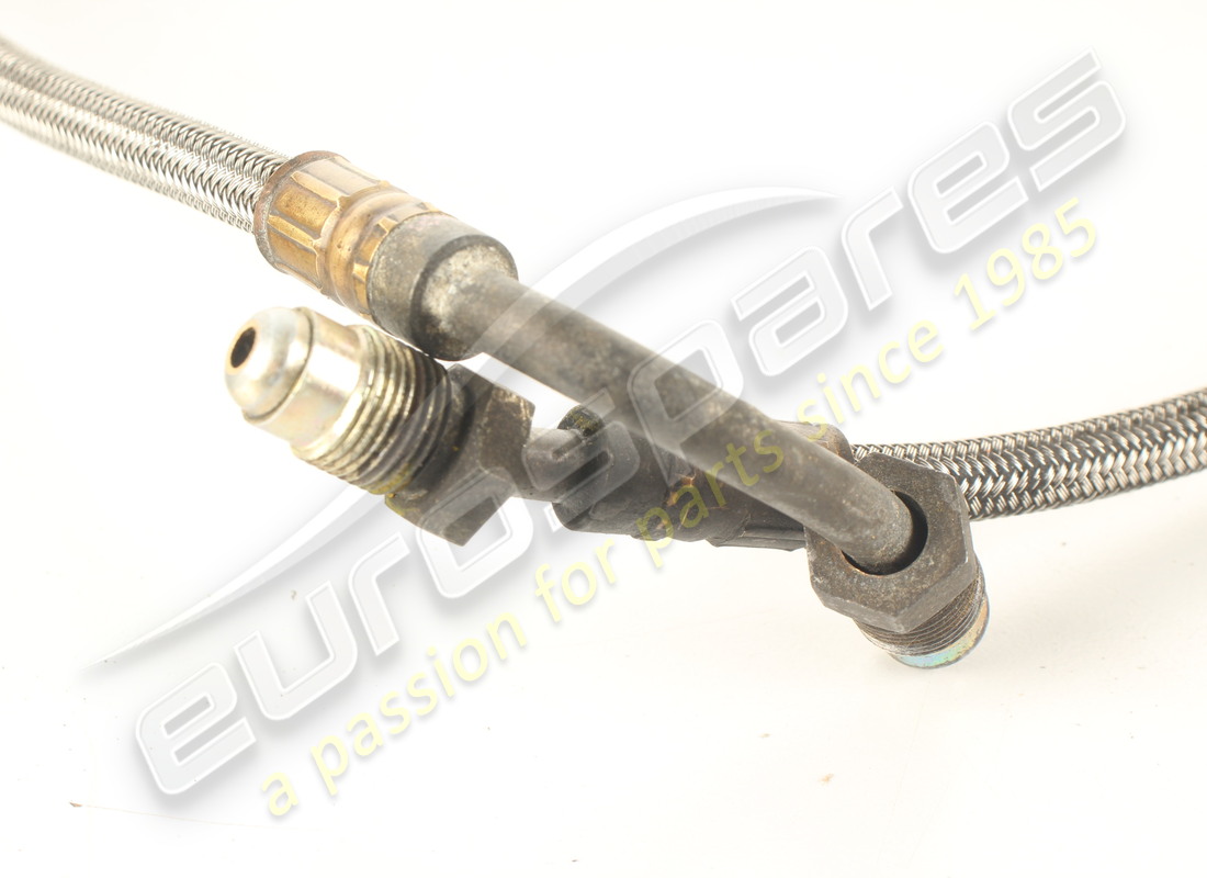 tubo maserati usado. número de parte 388210112 (2)