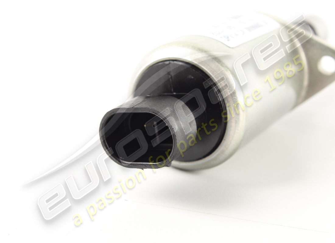 NUEVA PIEZA DE CONEXIÓN LAMBORGHINI. NÚMERO DE PIEZA 086325297 (3) nueva pieza de conexión lamborghini. número de pieza 086325297 (3)