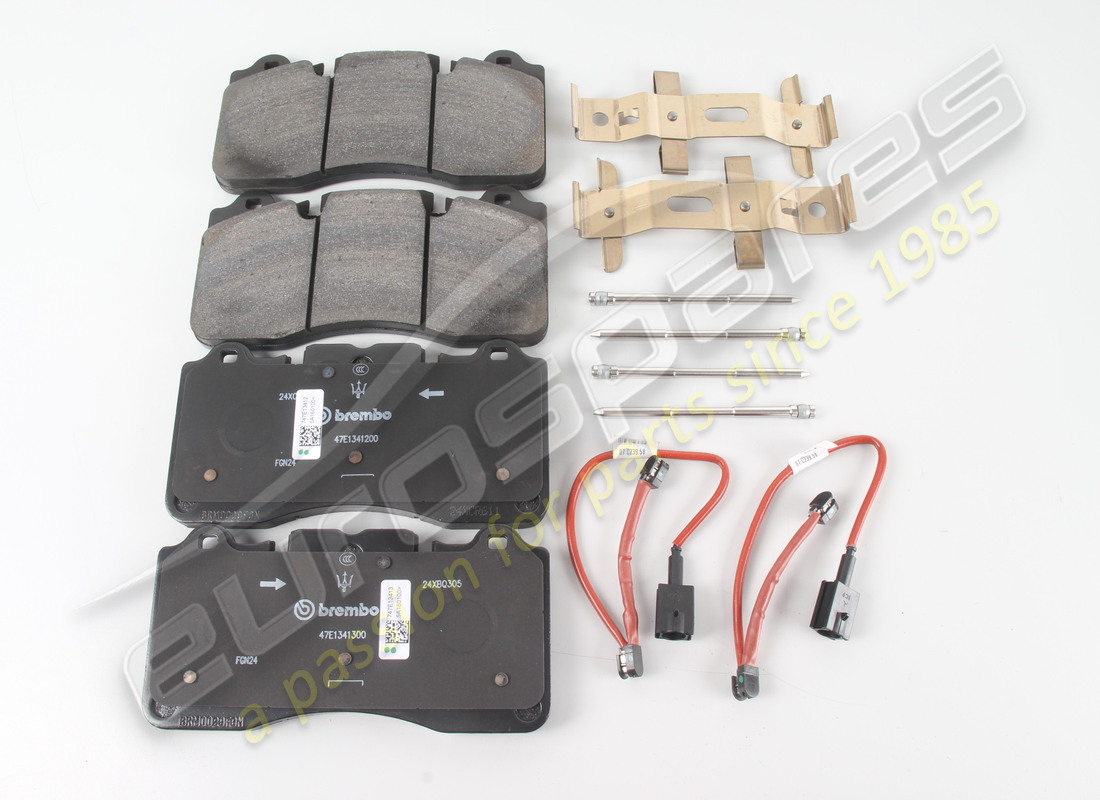 nuevo kit delantero maserati mc20 pastillas de freno. número de pieza 673012306 (1)