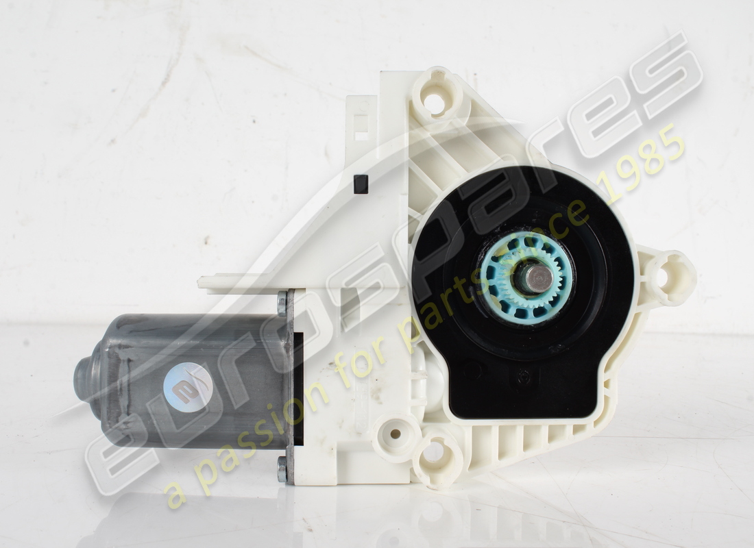 motor derecho de ventanilla usado lamborghini. número de pieza 8k0959801b (2)