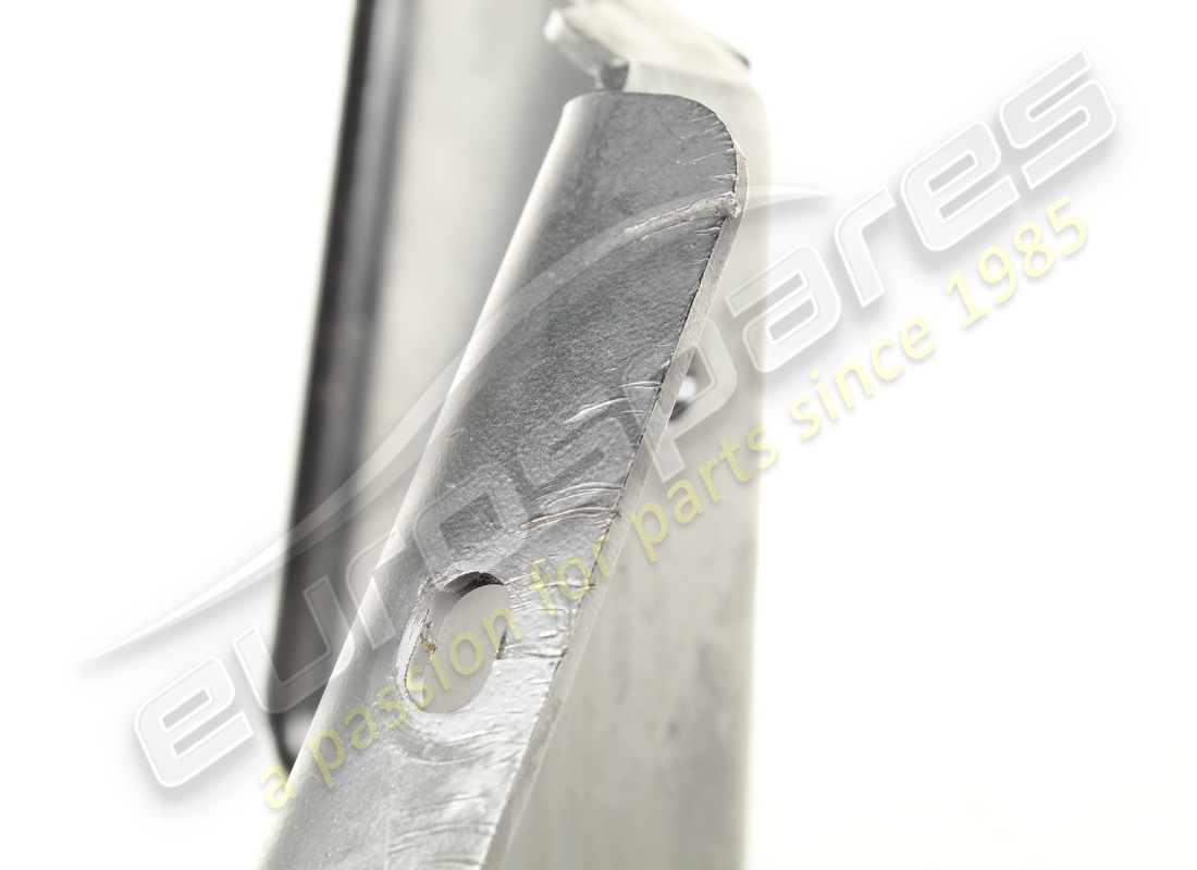 usado ferrari retenedor de tanque trasero izquierdo. número de pieza 313513 (2)