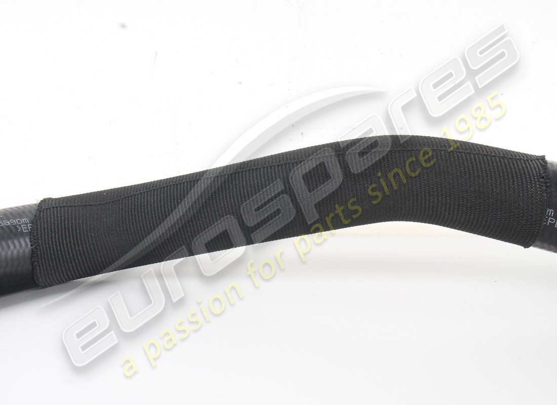 nuevo tubo de impulsión maserati del motor al radiador. número de pieza 221355 (2)