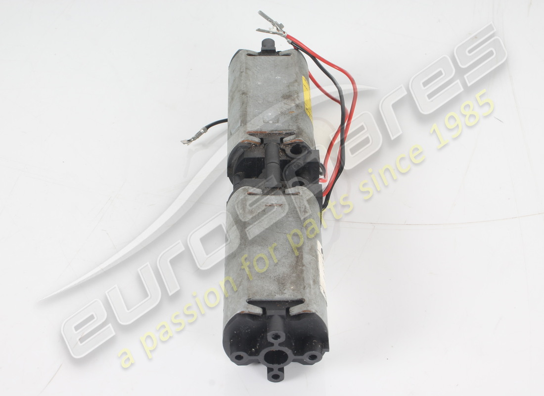 MOTOR GUÍA USADO FERRARI. NÚMERO DE PIEZA 65877100 (3) motor guía usado ferrari. número de pieza 65877100 (3)