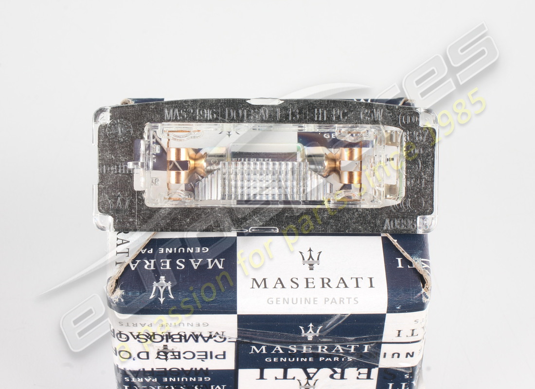 nueva placa de luz maserati. número de pieza 673001401 (4)