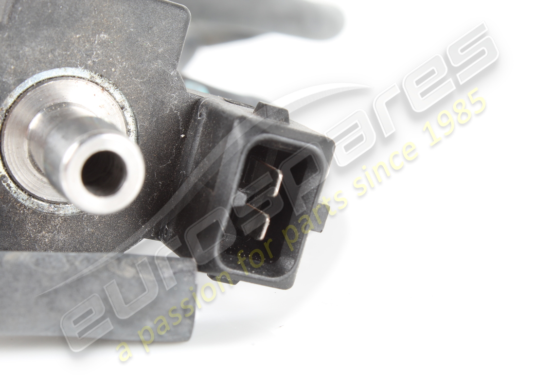 válvula solenoide ferrari usada. número de parte 306956 (3)