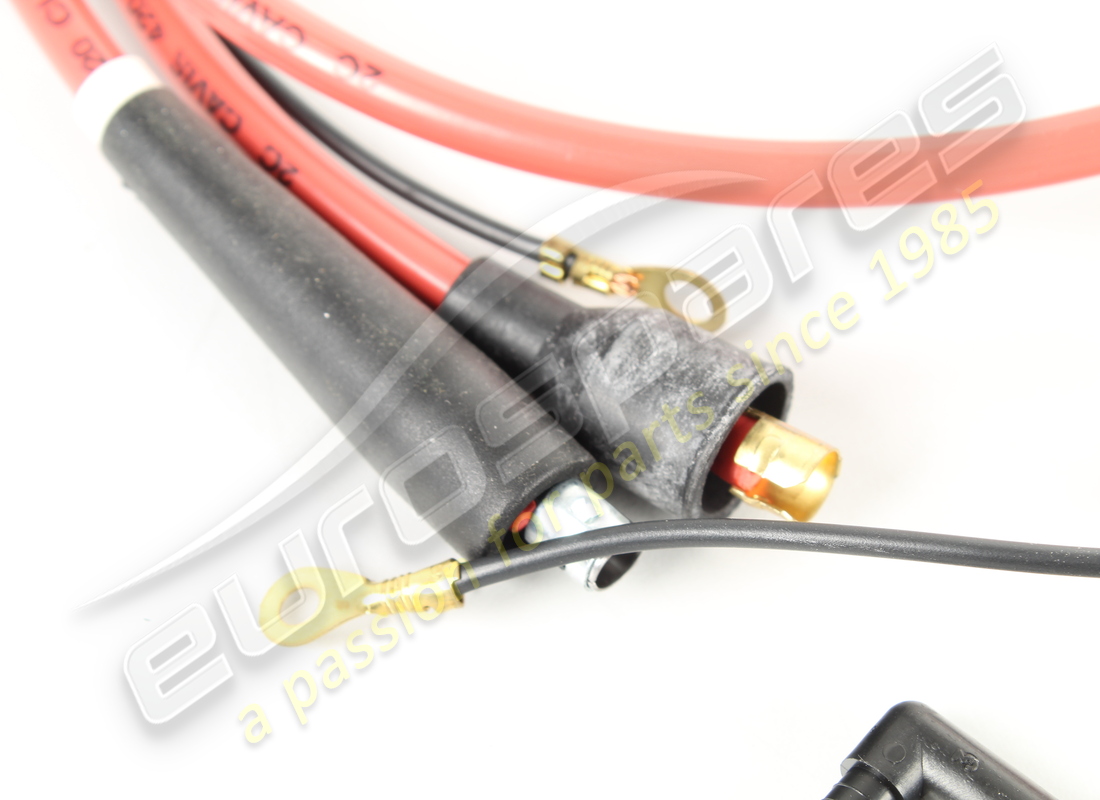 nuevo cable ht rojo ferrari. número de pieza 107365 (1)