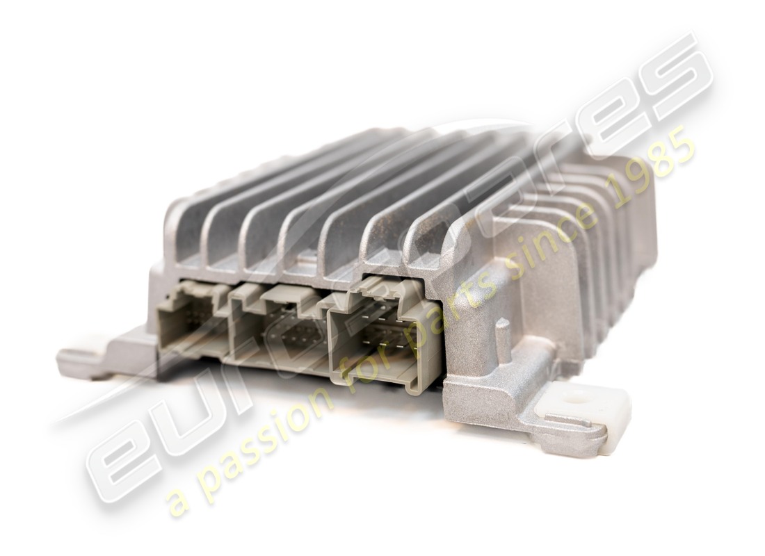 NUEVO AMPLIFICADOR MASERATI -SISTEMA BOSE PREMIUM-. NÚMERO DE PIEZA 230520 (2) nuevo amplificador maserati -sistema bose premium-. número de pieza 230520 (2)