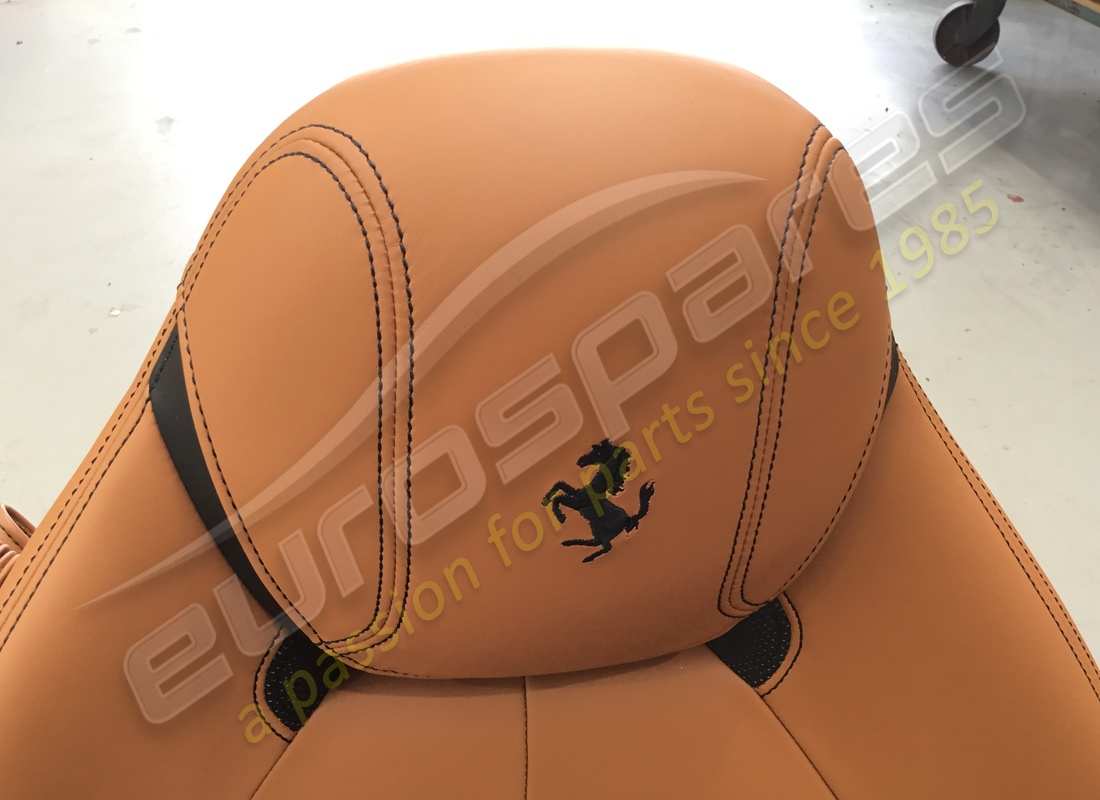 usada eurospares california t - par de comodidad seats - cuero hide (cuoio) con costuras negras - completamente eléctrica - diseño estilo daytona - aplicable para gd. número de parte eap1329829 (6)