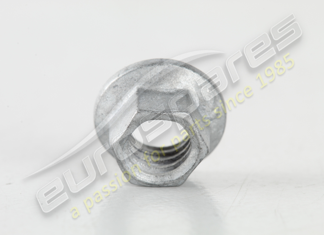 NUEVA TUERCA FERRARI. NÚMERO DE PARTE 132877 (1) nueva tuerca ferrari. número de parte 132877 (1)