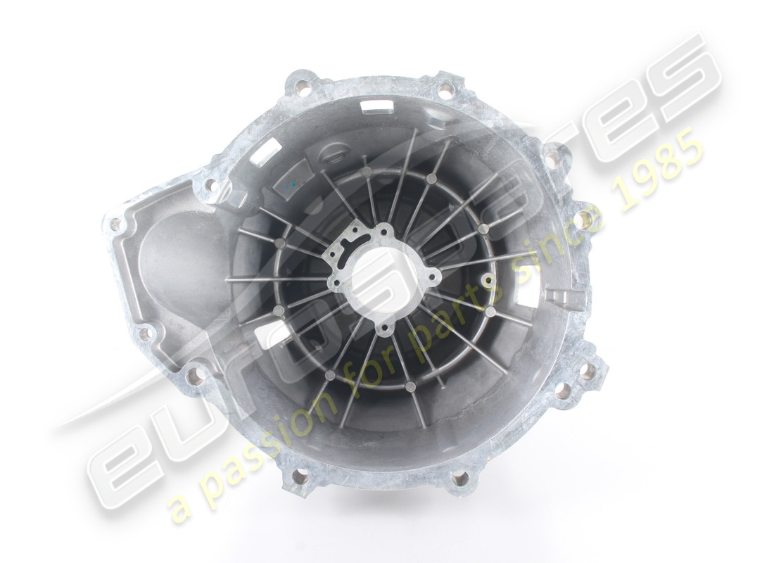 NUEVA CARCASA DE EMBRAGUE FUNDIDA A PRESIÓN MASERATI. NÚMERO DE PARTE 220665 (2) nueva carcasa de embrague fundida a presión maserati. número de parte 220665 (2)