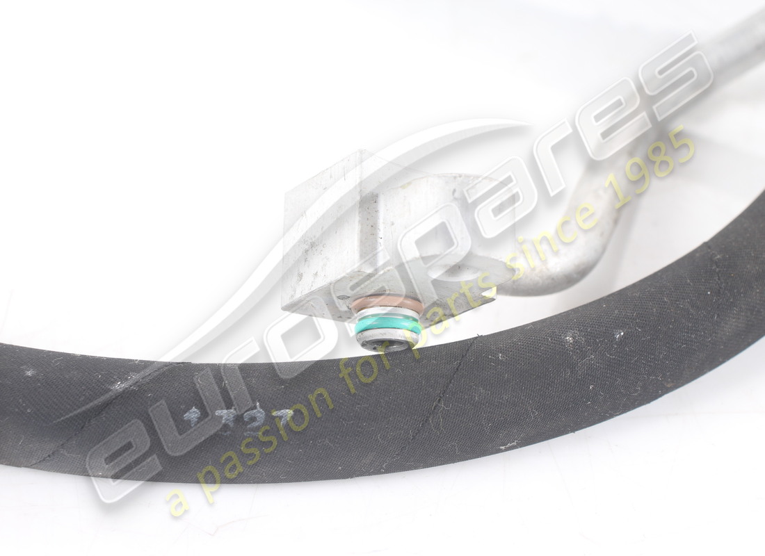 TUBERÍA USADA FERRARI DEL FILTRO AL EVAPORADOR. NÚMERO DE PIEZA 66982900 (4) tubería usada ferrari del filtro al evaporador. número de pieza 66982900 (4)