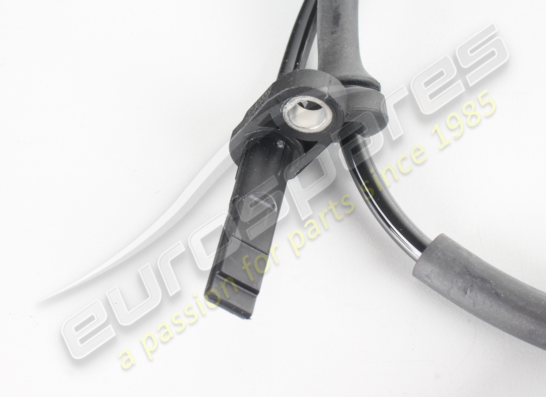 nuevo sensor abs trasero maserati. número de pieza 670037513 (2)
