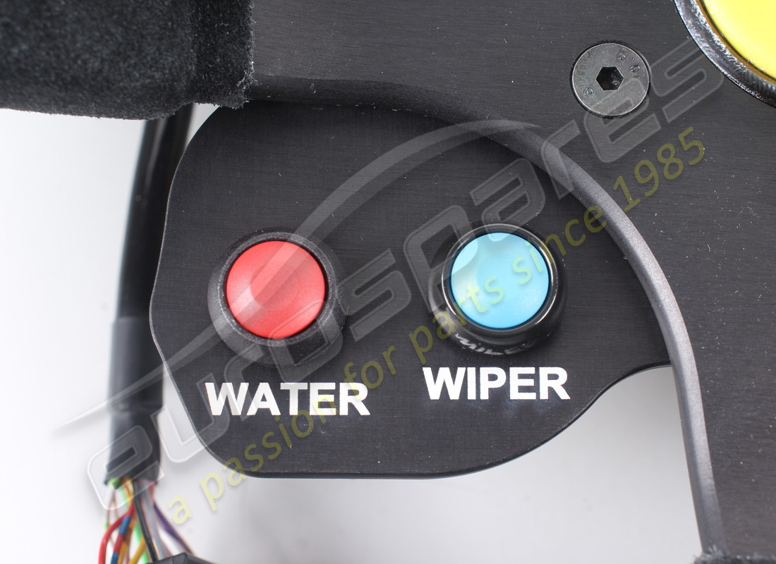 NUEVO FERRARI VOLANTE COMPLETO. NÚMERO DE PARTE 272167 (6) nuevo ferrari volante completo. número de parte 272167 (6)