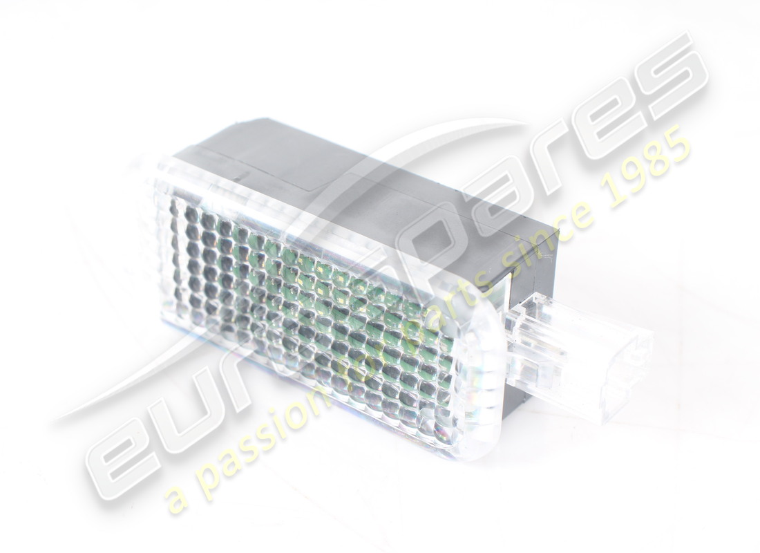 LUZ DE ENTRADA USADA LAMBORGHINI FUSSRAUM. NÚMERO DE PIEZA 4E0947415A (1) luz de entrada usada lamborghini fussraum. número de pieza 4e0947415a (1)