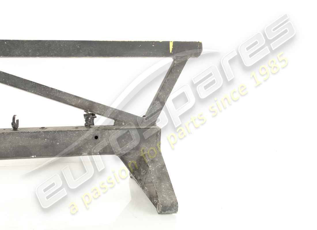 TRAVESAÑO TRASERO LAMBORGHINI USADO. NÚMERO DE PARTE 429813235 (4) travesaño trasero lamborghini usado. número de parte 429813235 (4)