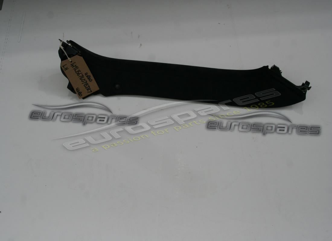 FORRO Lamborghini USADO, TAPA DEL MALETERO. NÚMERO DE PARTE 4ML867607BJR7 (1)