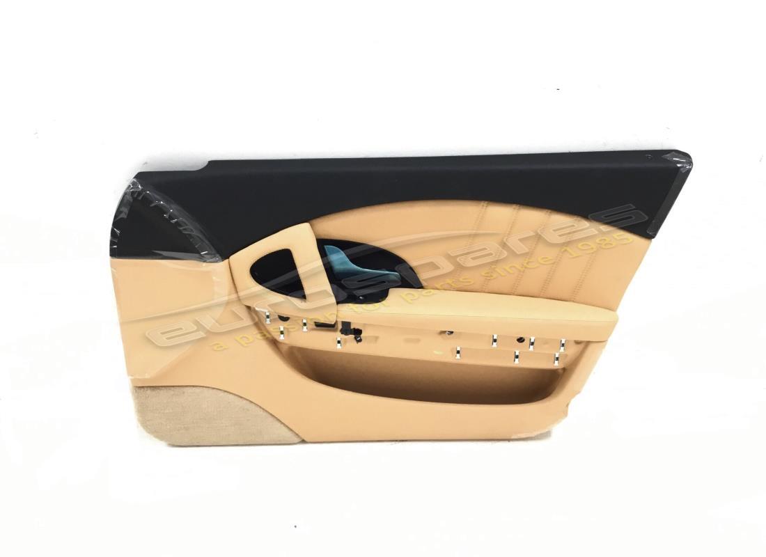 NUEVO (OTRO) Maserati PANEL DE PUERTA DELANTERA DERECHA BEIGE. NÚMERO DE PIEZA 981328201 (1)