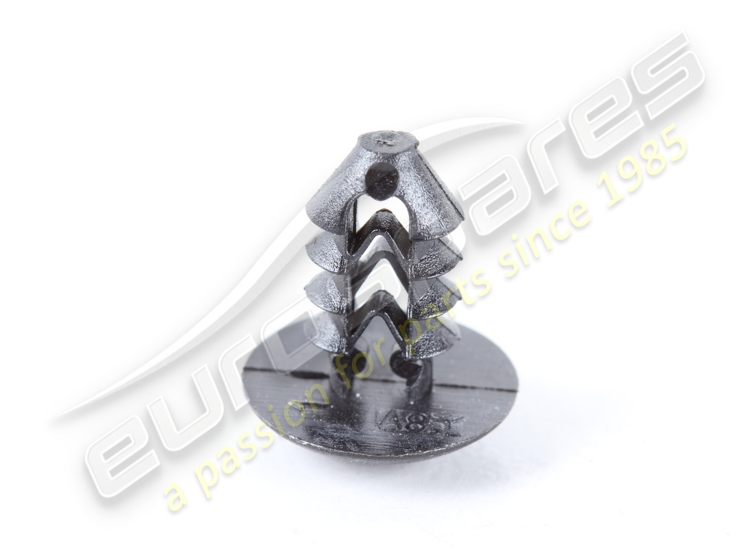 nuevo clip de fijación maserati. número de pieza 675000629 (1)