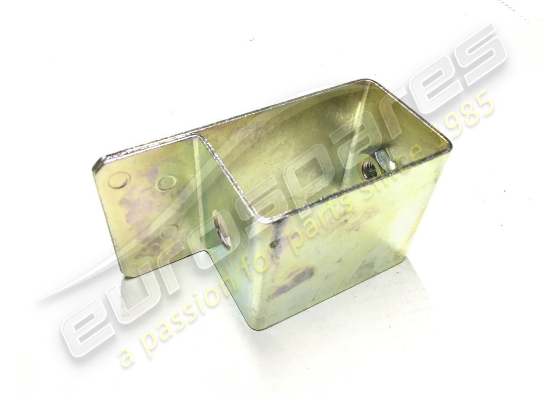 nuevo soporte ferrari. número de parte 68502300 (1)