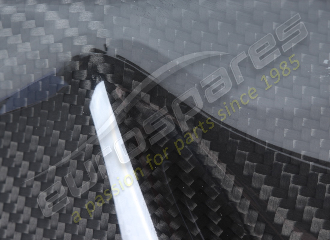 PANELES DE PUERTAS DE CARBONO DE LAMBORGHINI PAR USADOS. NÚMERO DE PARTE 407867105AW (5) paneles de puertas de carbono de lamborghini par usados. número de parte 407867105aw (5)