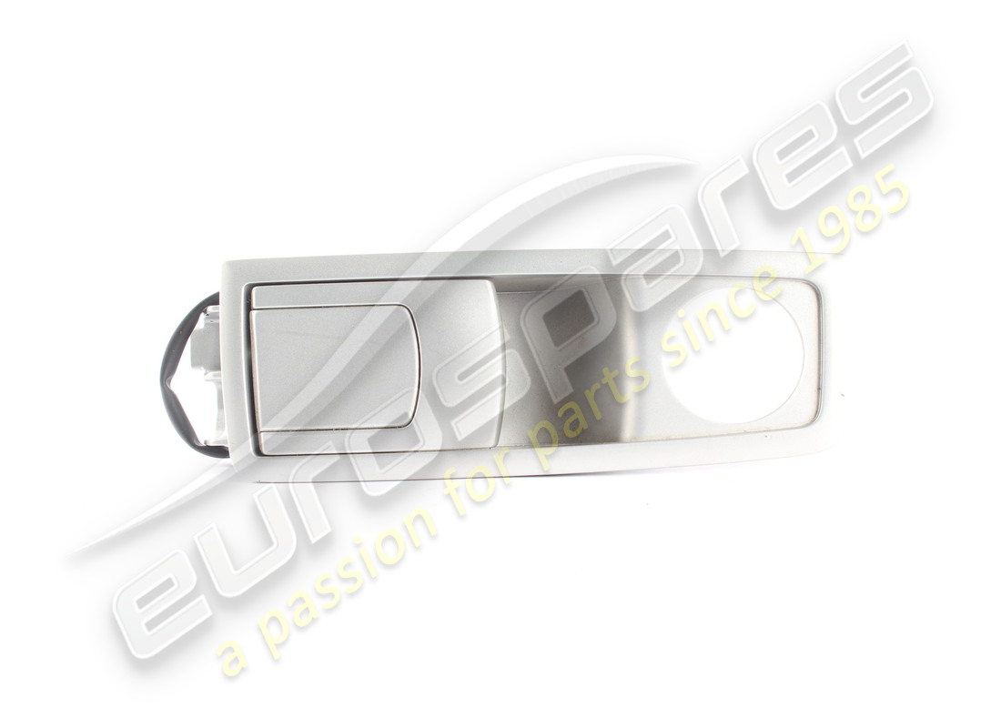 MANIJA DE PUERTA IZQUIERDA Ferrari USADA. NÚMERO DE PARTE 84924400 (1)