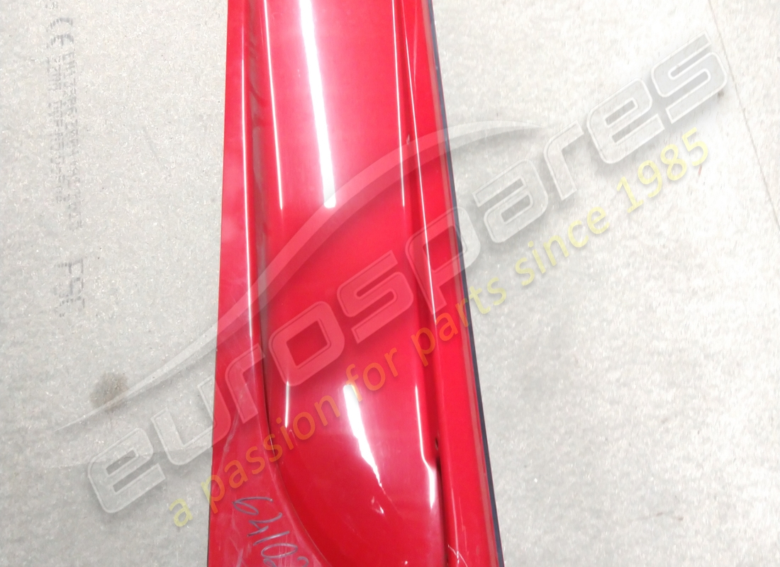 rejilla de puerta izquierda ferrari usada. número de parte 64102810 (2)