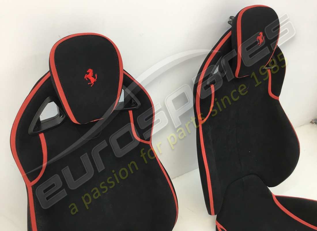 reacondicionado ferraricarbono seats (tamaño grande). número de parte 85888100pair (4)