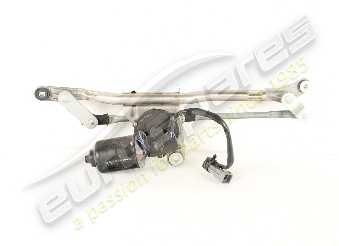 CONJUNTO DE LIMPIAPARABRISAS COMPLETO Ferrari USADO. NÚMERO DE PARTE 82963900 (1)