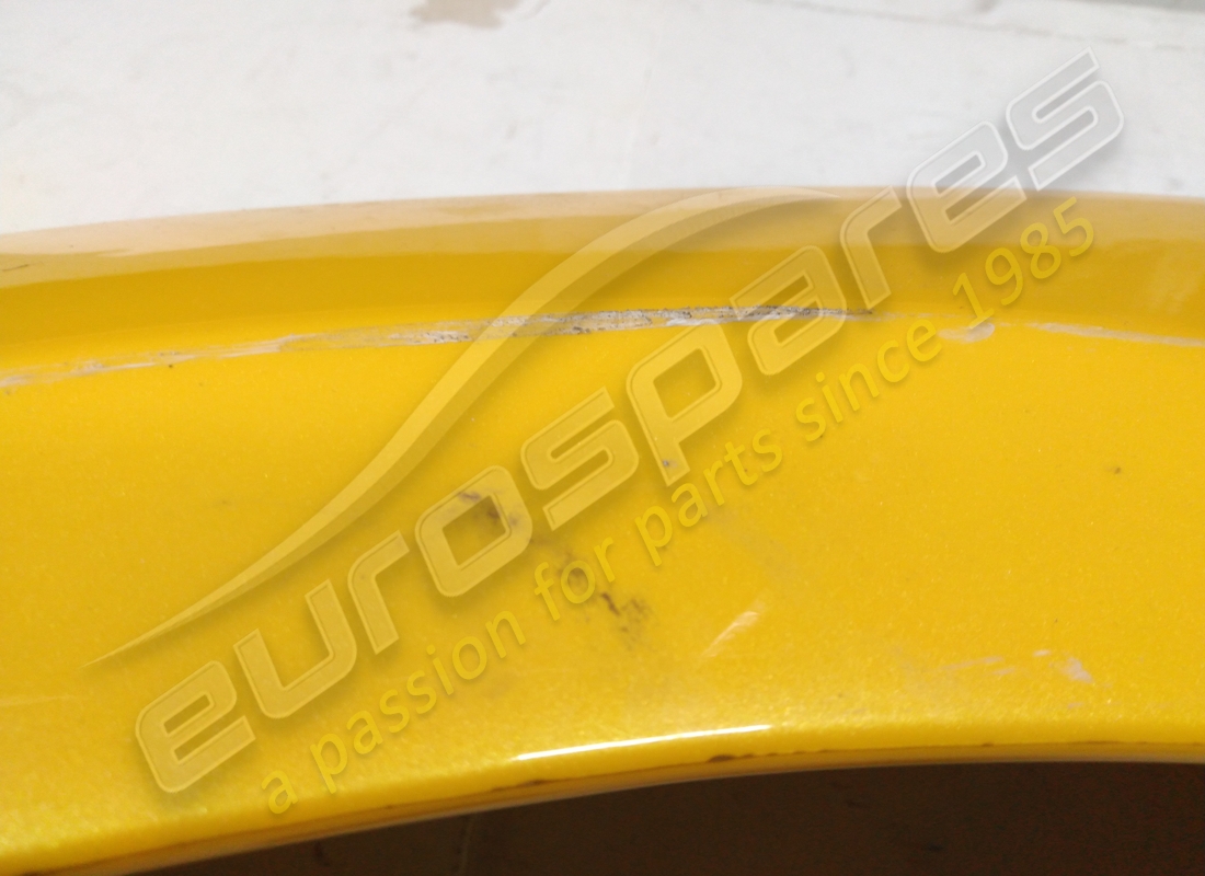 guardabarros izquierdo lamborghini usado. número de parte 400821021a (5)