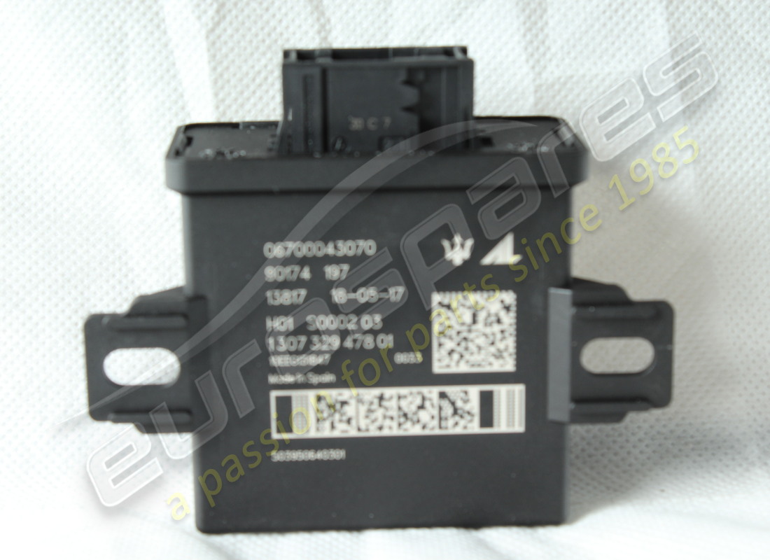 nueva unidad de control de luz maserati. número de pieza 670004307 (3)